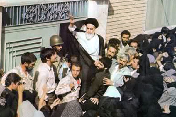شرحی کوتاه بر نکته هایی از وصیت نامه سیاسی - الهی امام خمینی(9)
