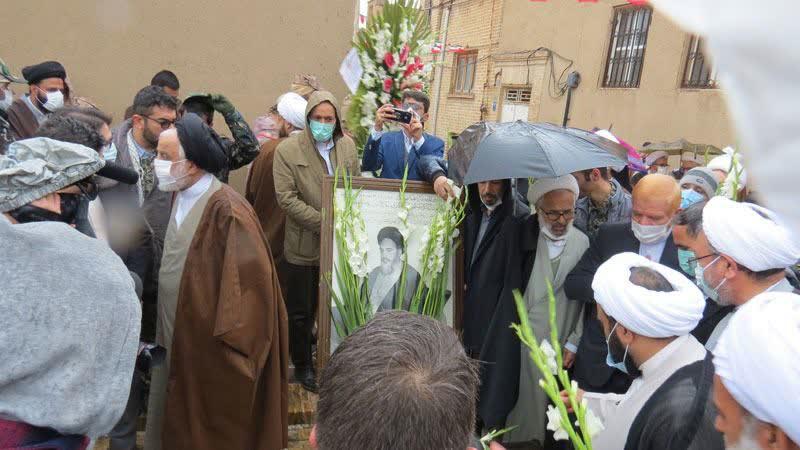 برگزاری مراسم سالروز ورود امام خمینی به ایران در کنار بیت امام خمینی در قم