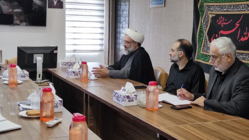 نشست مشترک مؤسسه تنظیم و نشر آثار امام خمینی(س)قم و ستاد کنگره شهدای قم برگزار شد
