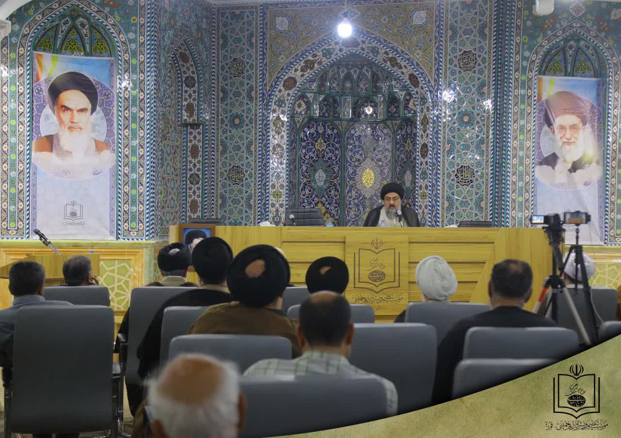 برگزاری بیست و دومین سلسله نشست های علمی تبیین مکتب امام خمینی(س)