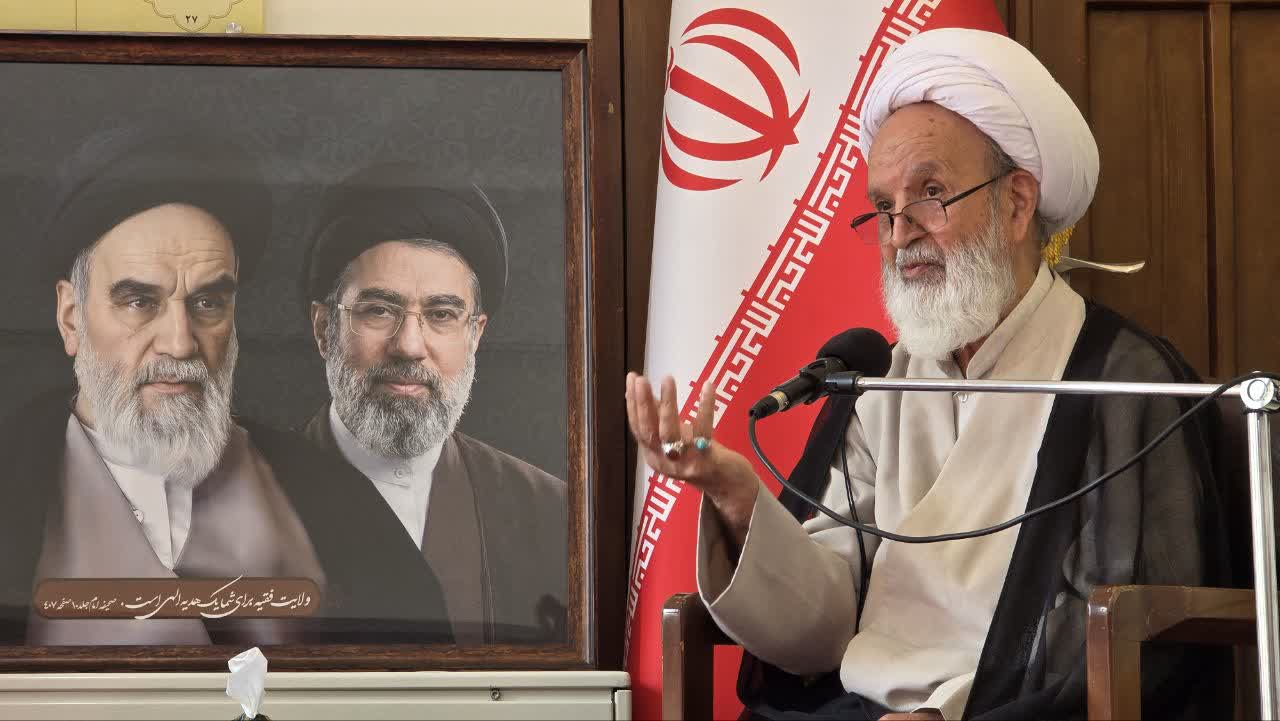 نهمین نشست بازخوانی خاطرات امام خمینی(س) و انقلاب اسلامی برگزار شد
